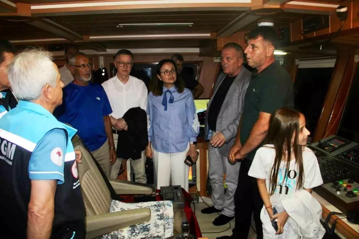 Yalova’da Balıkçılık Av Sezonu Açılış Programı Düzenlendi