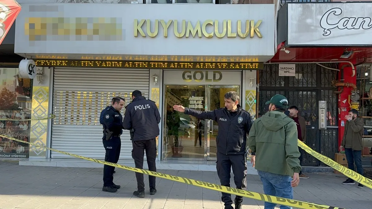 Kalaşnikoflu kuyumcu soygunu