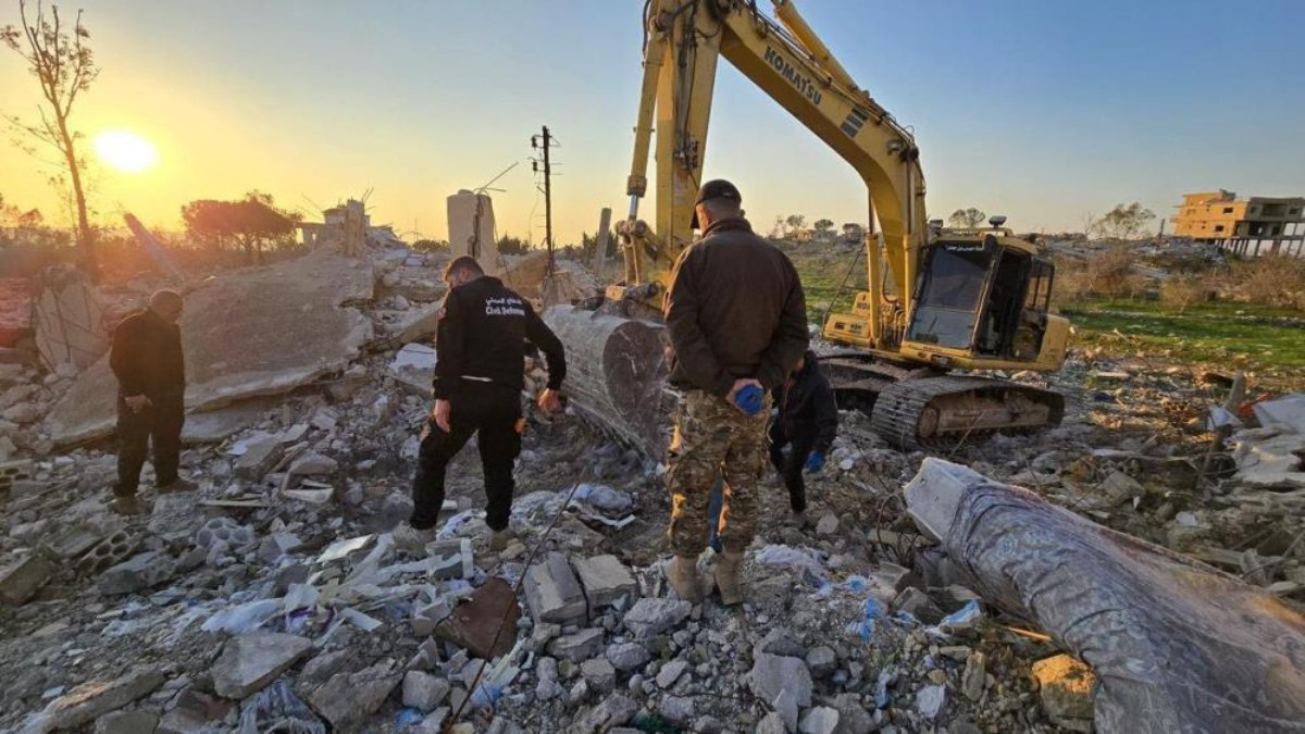 Lübnan’ın güneyinde İsrail’in çekildiği köylerde 11 cansız bedene ulaşıldı