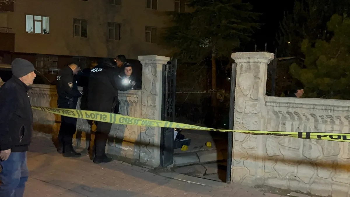 Eski eşini ve onun imam nikahlı olarak birlikte yaşadığı kişiyi vurdu